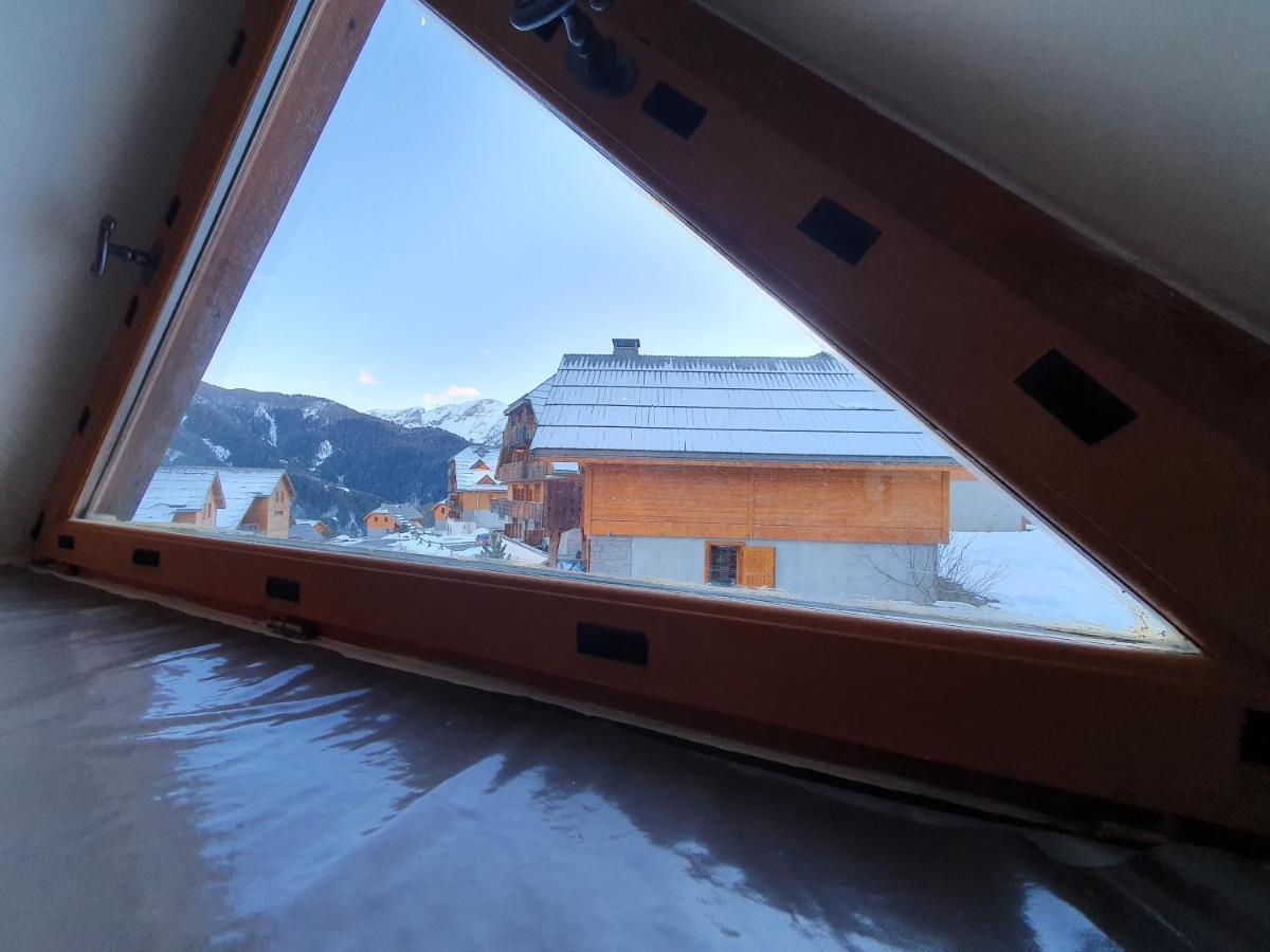 Joli Avec Terrasse Vue Sur Les Montagnes Uvernet-Fours